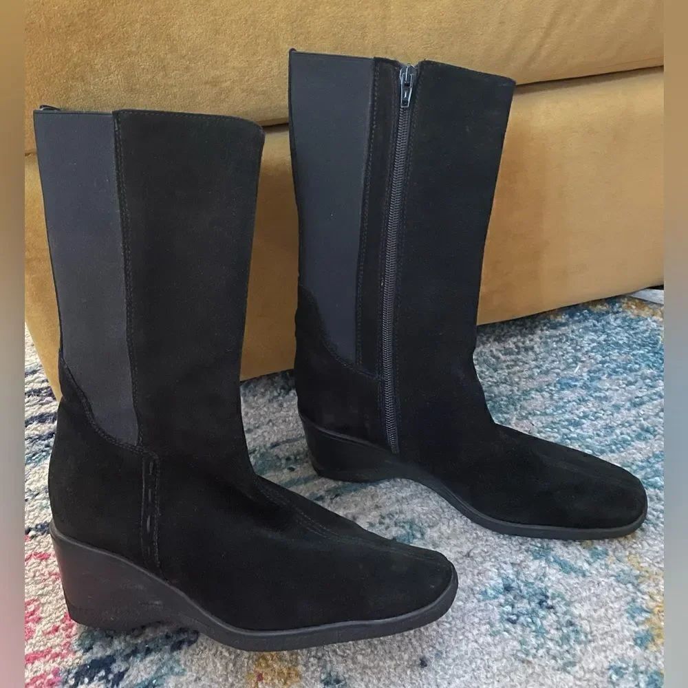 Aquatalia Black Suede Leather Mid-Calf Side Zip Wedge Boots Size 7.5